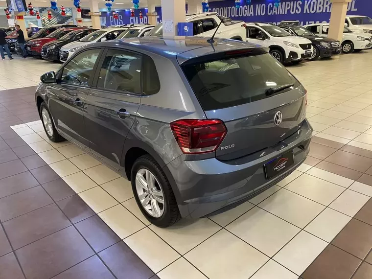 Volkswagen Polo Hatch Cinza 2