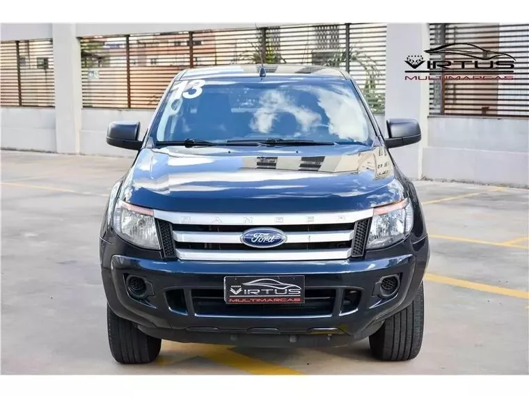 Ford Ranger Preto 15