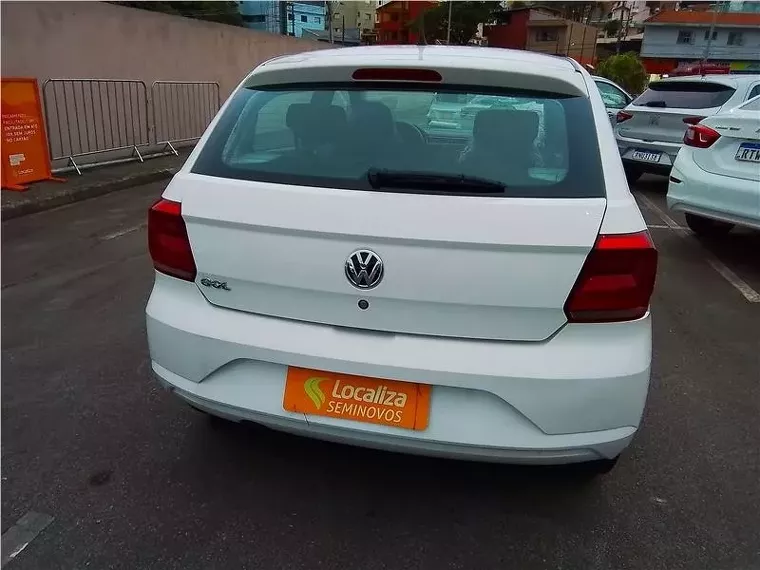 Volkswagen Gol Branco 7