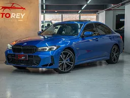 BMW 330e