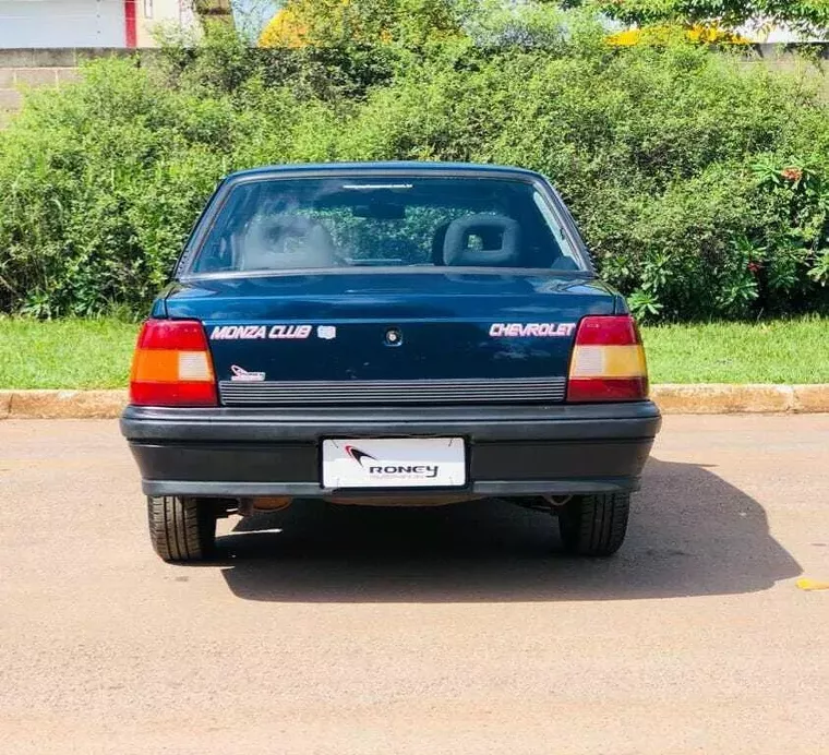 Chevrolet Monza Azul 10