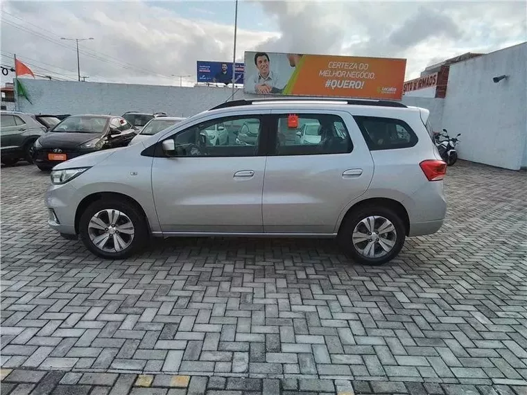 Chevrolet Spin Prata 4