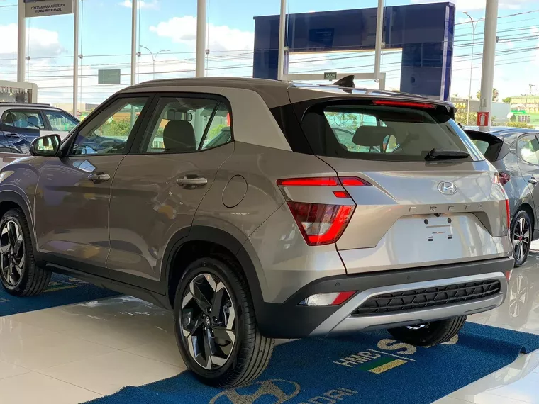 Hyundai Creta Prata 14