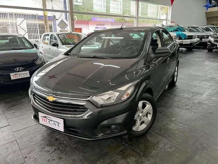 Chevrolet Prisma Cinza 12