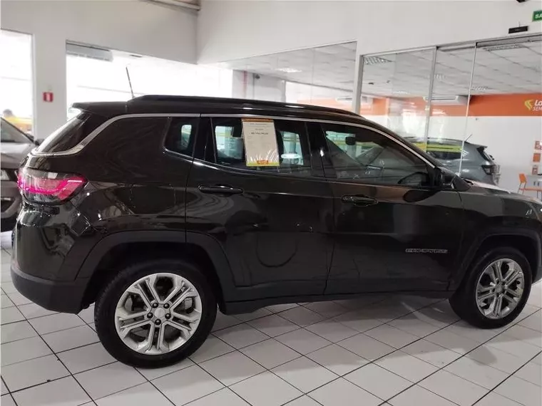 Jeep Compass Verde 8