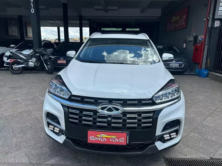 Chery Tiggo 8 Branco 2