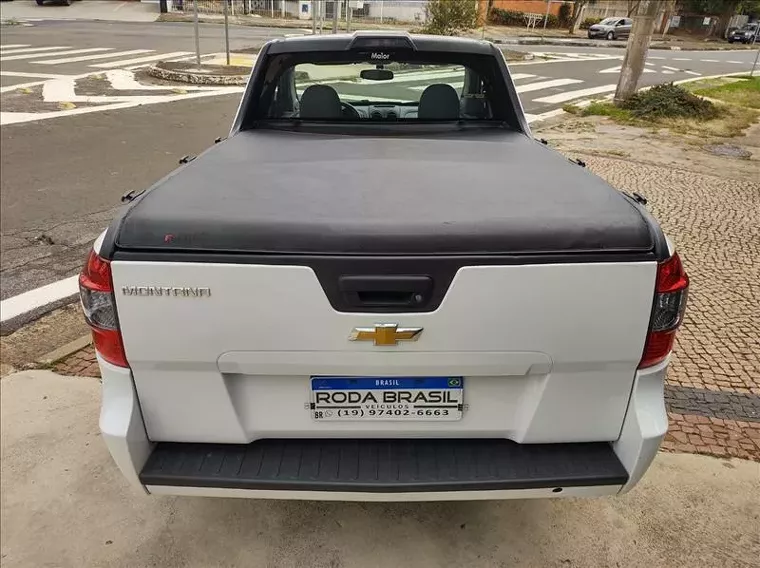 Chevrolet Montana Branco 2