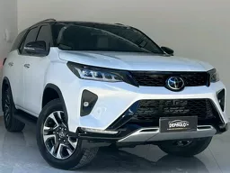 Toyota Hilux SW4