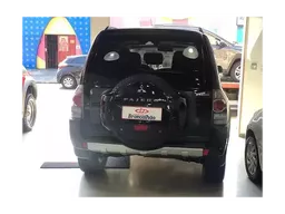 Mitsubishi Pajero Full