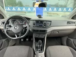Volkswagen Polo Hatch