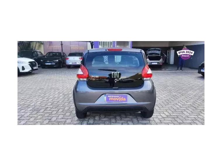 Fiat Mobi Cinza 4