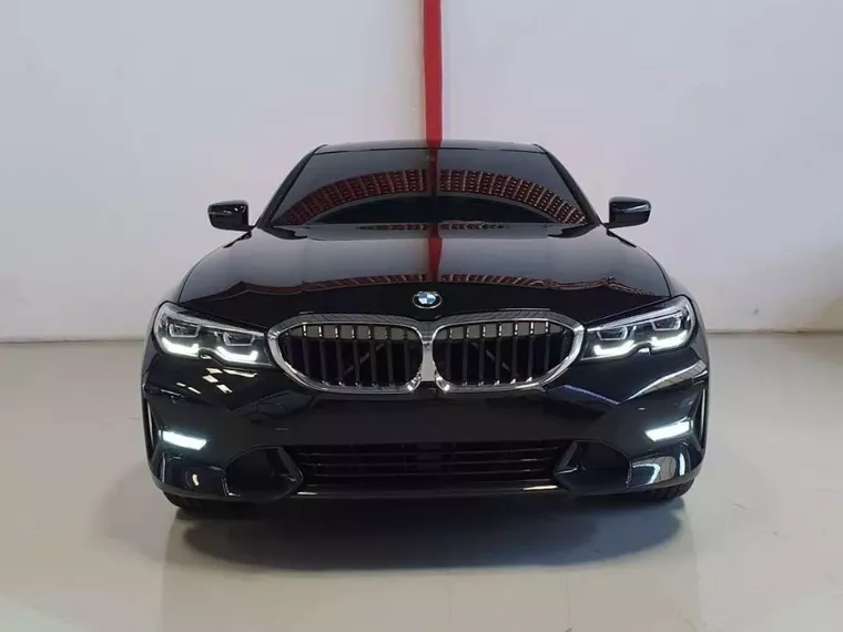 BMW 320i Preto 1