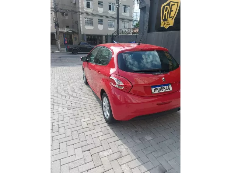 Peugeot 208 Vermelho 2