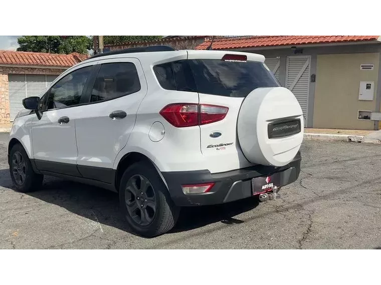 Ford Ecosport Branco 8