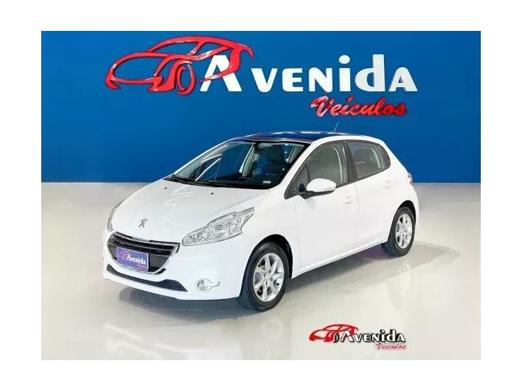 Peugeot 208 Branco 1