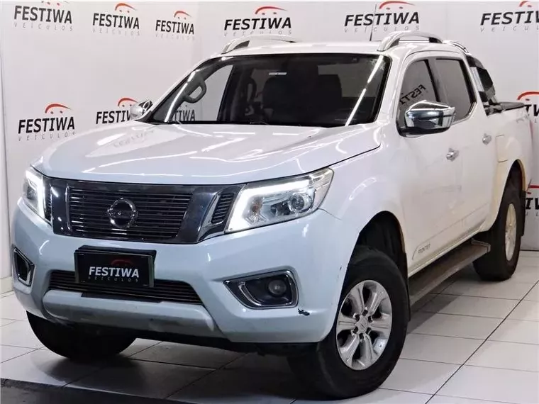 Nissan Frontier Branco 5