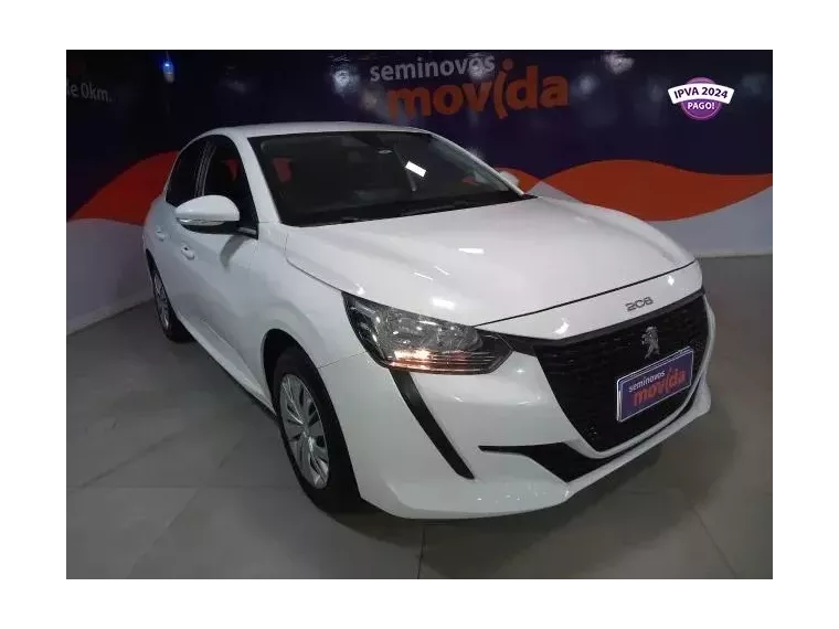 Peugeot 208 Branco 12