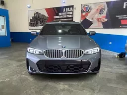 BMW 320i