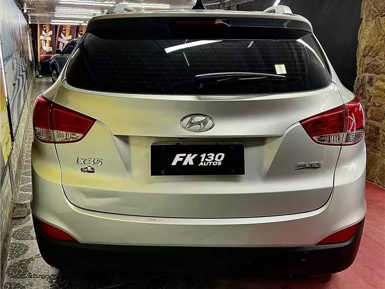 Hyundai IX35 Prata 9