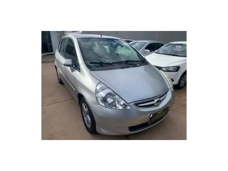 Honda FIT Prata 1