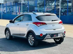 Hyundai HB20X