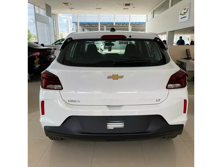 Chevrolet Tracker Prata 25