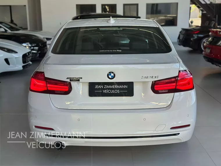 Foto do carro