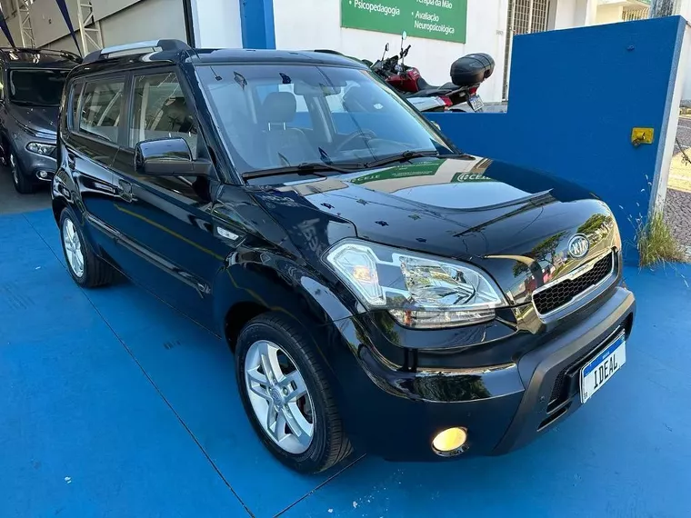 KIA Soul Preto 1