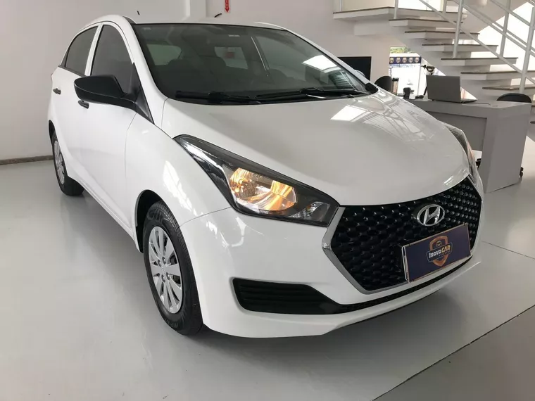 Hyundai HB20 Branco 6