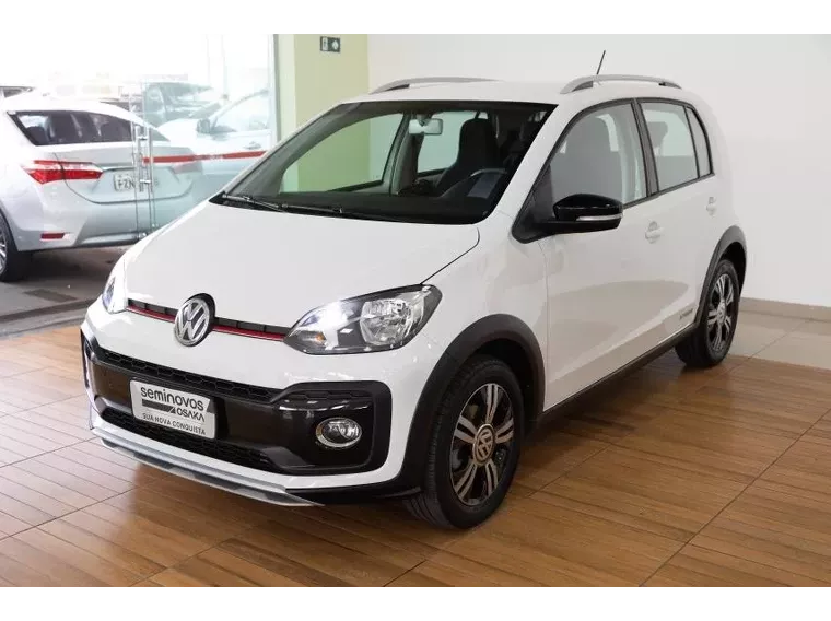 Volkswagen UP Branco 2