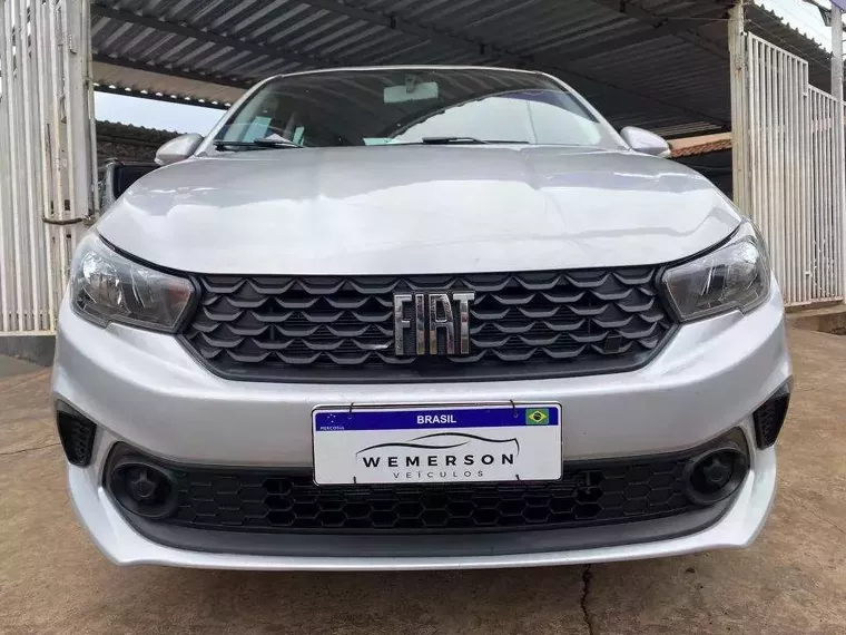 Fiat Argo Prata 7