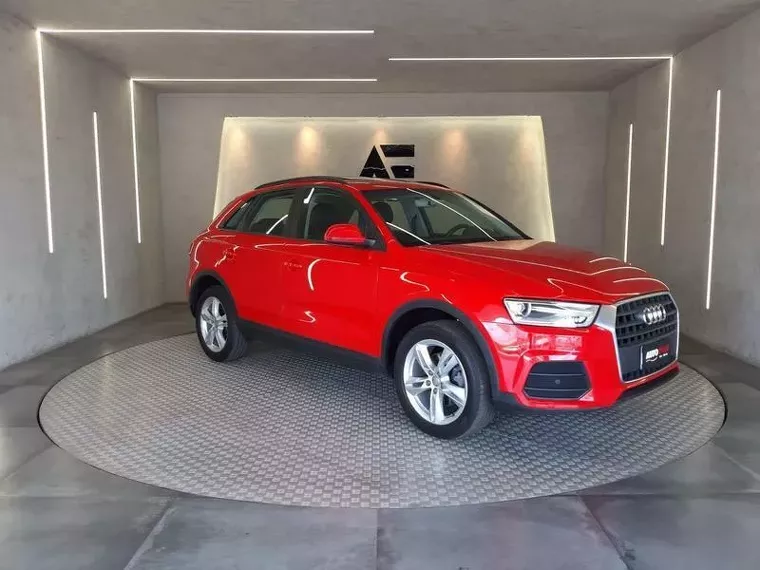 Audi Q3 Vermelho 1