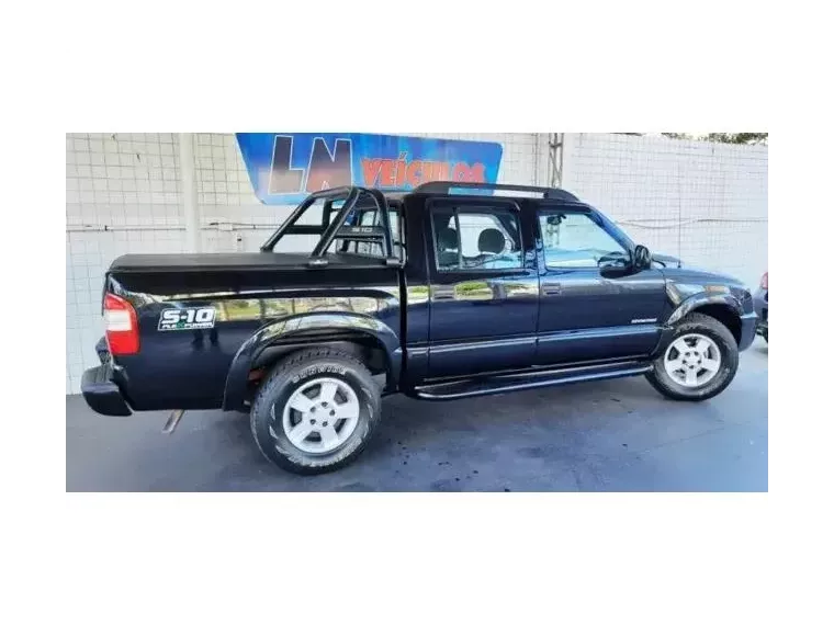 Chevrolet S10 Preto 3