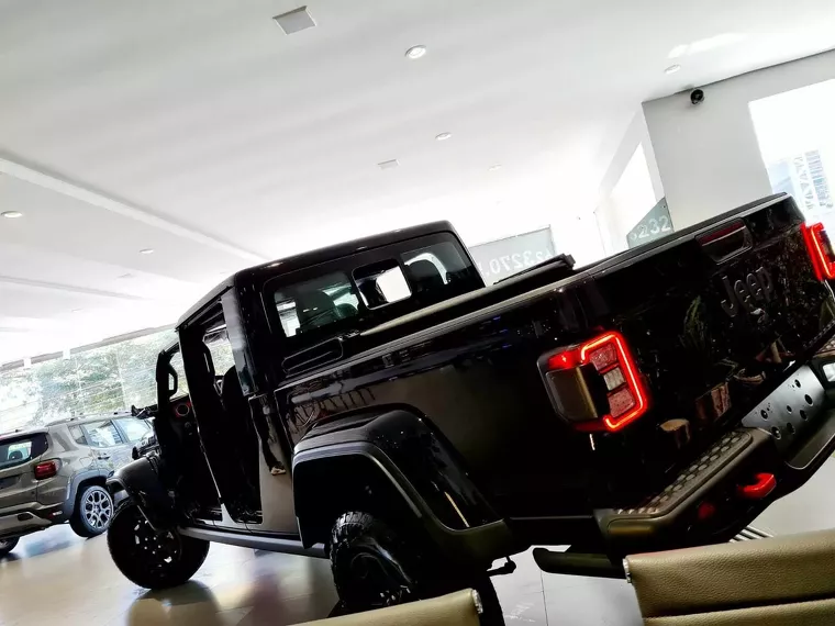 Jeep Gladiator Branco 1