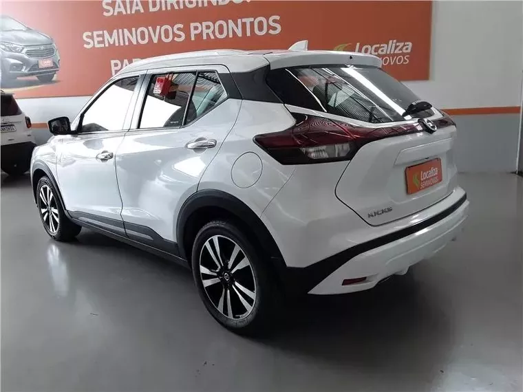 Nissan Kicks Branco 3