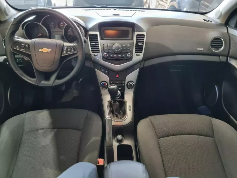 Chevrolet Cruze Preto 5