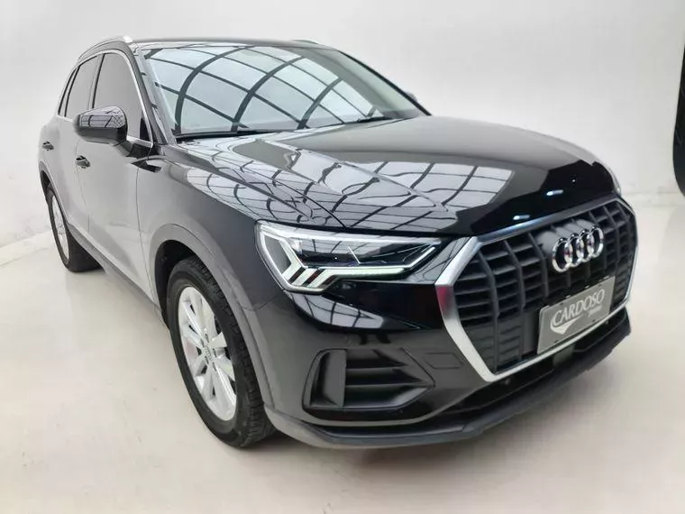 Audi Q3 Preto 8