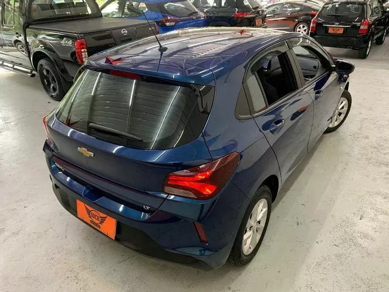 Chevrolet Onix Azul 11