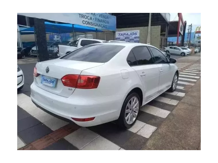 Volkswagen Jetta Branco 9