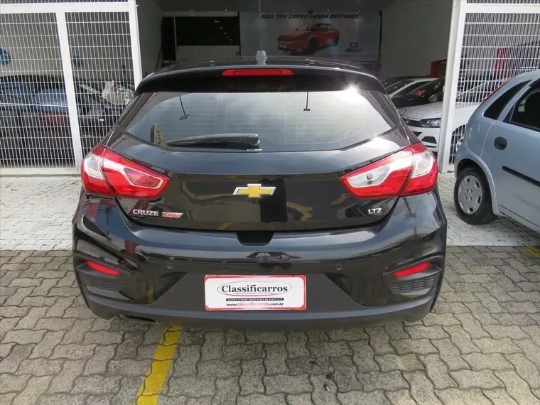 Chevrolet Cruze Preto 3