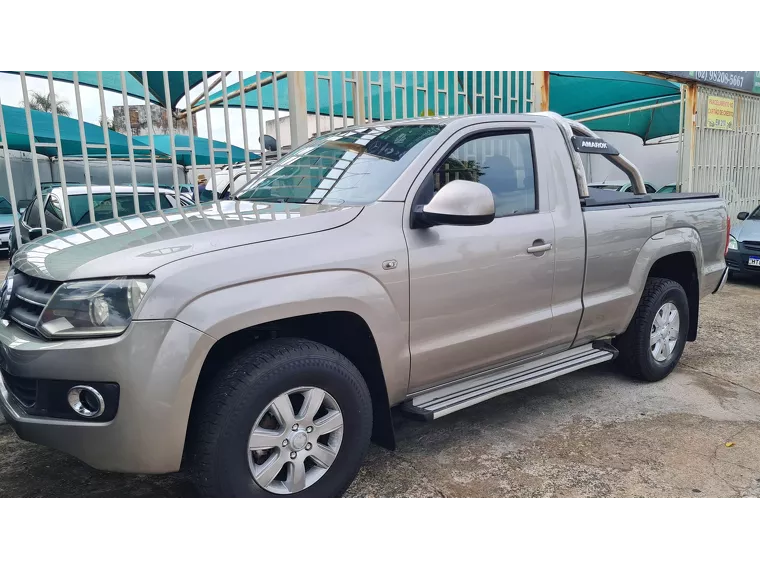 Volkswagen Amarok Cinza 1