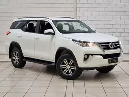 Toyota Hilux SW4