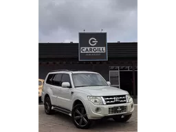 Mitsubishi Pajero Full