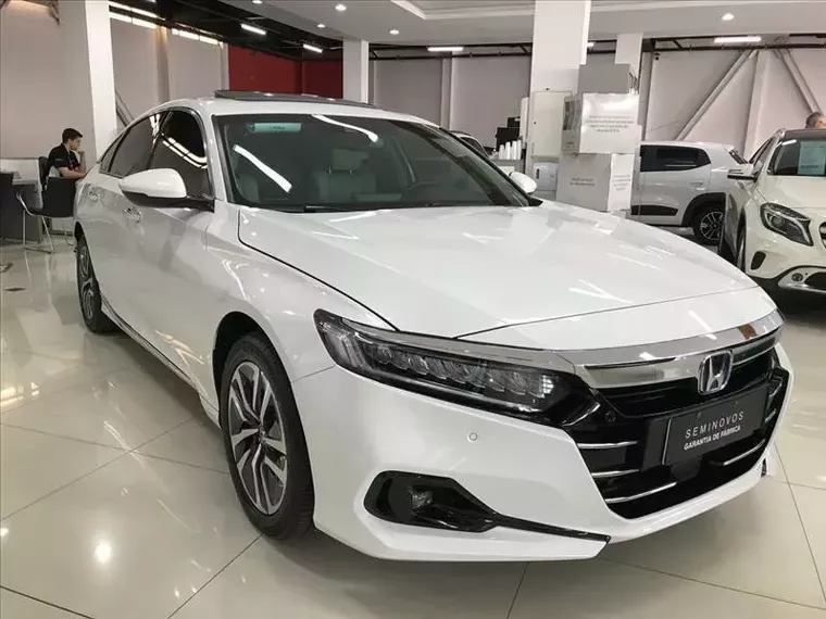 Honda Accord Branco 6