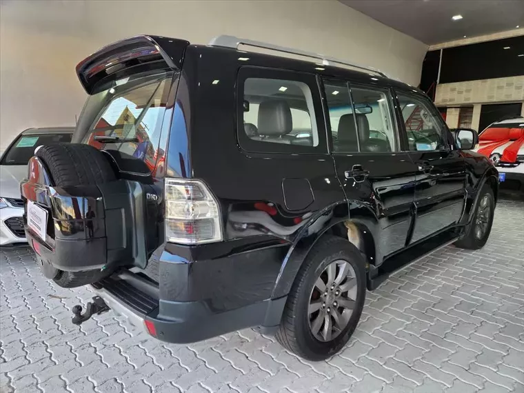 Mitsubishi Pajero Full Preto 12