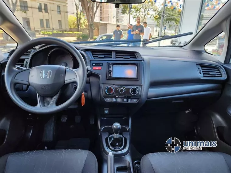 Honda FIT Branco 2