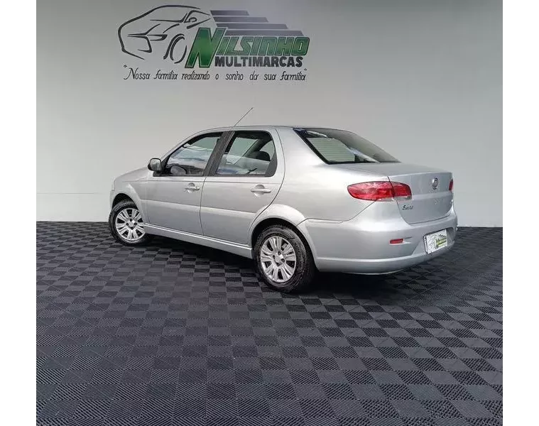 Fiat Siena Prata 13