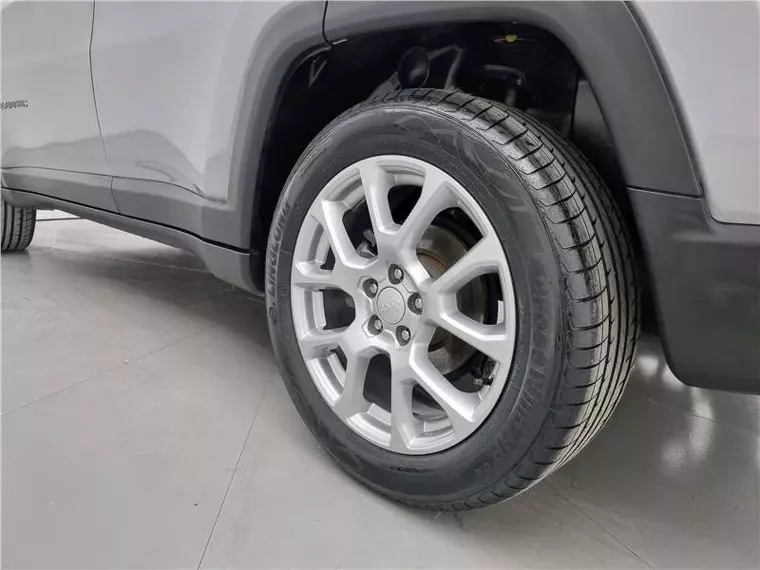 Jeep Compass Prata 16