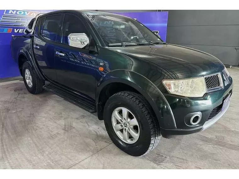 Mitsubishi L200 Triton Verde 5