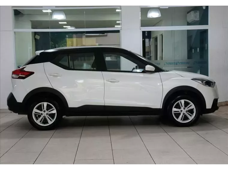 Nissan Kicks Branco 5